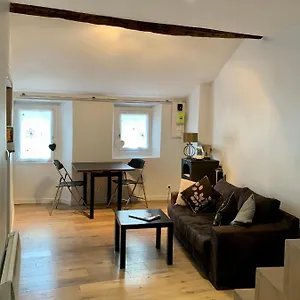 De Charme Au Coeur Du Village. Appartement Sospel