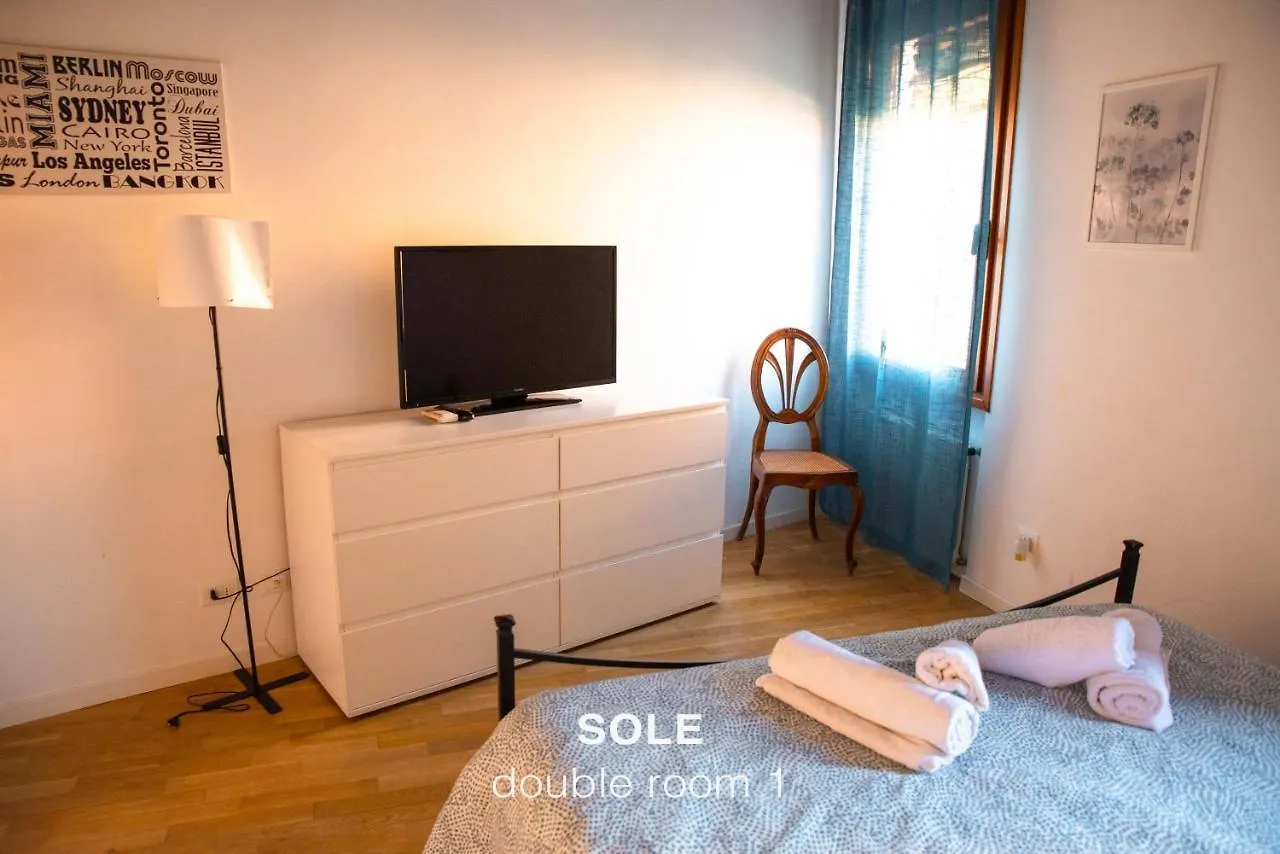 Sole & Luna Apartments Venise 0*,
